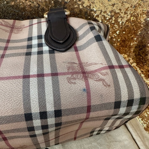 PRE-LOVED Authentic Burberry Vintage Checks Medium Bowling Bag - Picture 14 of 16